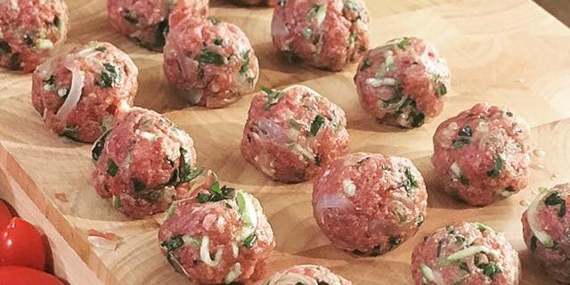 קציצות בעשייה